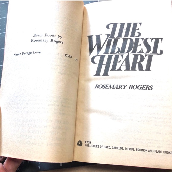 **SOLD***1974 The WILDEST HEART~Rosemary Rogers~Avon PB Romance Novel Book - Picture 8 of 9